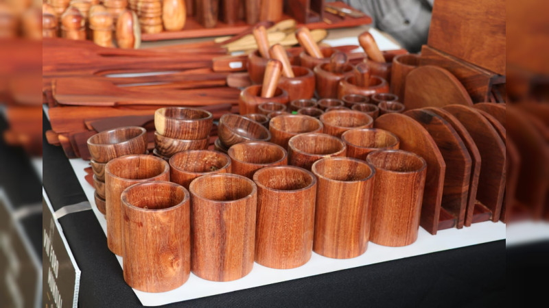 Treinta artesanos participan en 18 Encuentro de Cocineras Tradicionales