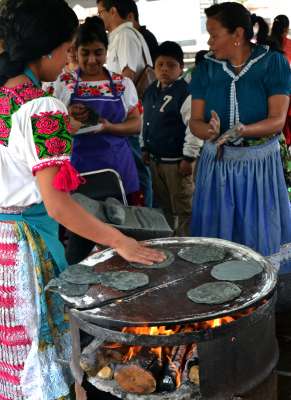 Segundo encuentro de cocineras tradicionales en Uruapan - Foto 4 