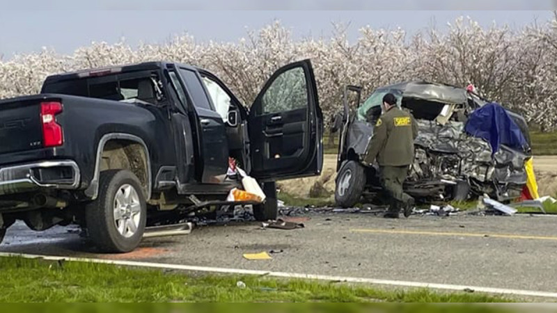 Se registra accidente carretero en California; ocho personas pierden la vida, mexicanos entre ellos  