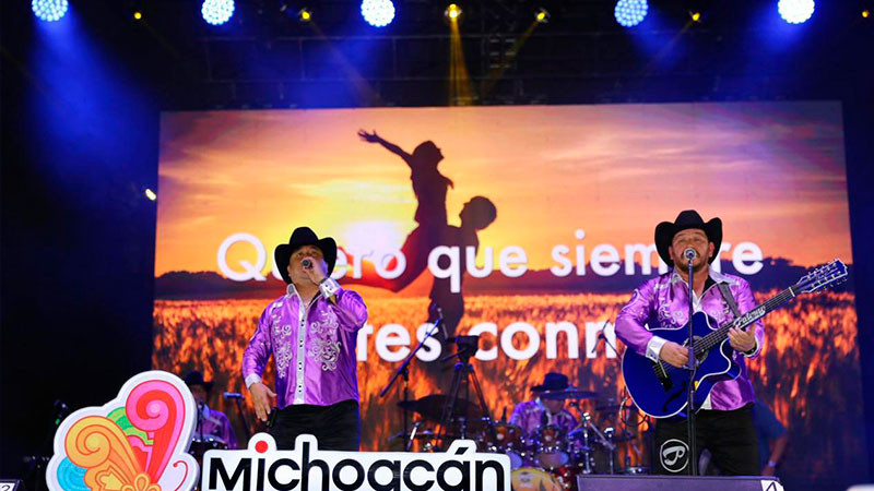 Michoacán cobijó a Palomo en el Festival de Origen 