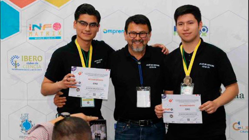 Premian a ganadores de Final Iberoamericana de Infomatrix  