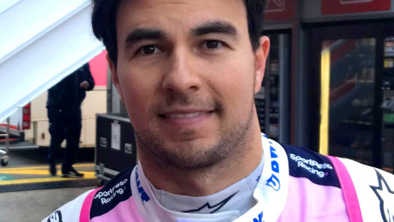 Oficialmente hay dos temporadas más para Checo Pérez con Red Bull 