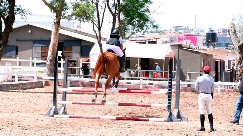 Participarán mil 800 jinetes en Festival Deportivo Ecuestre 