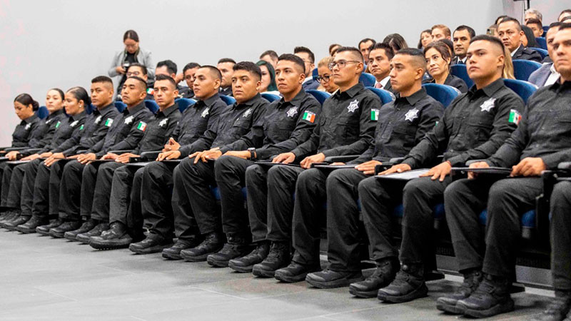 Rinden protesta nuevos elementos de la Policía Estatal de Querétaro 