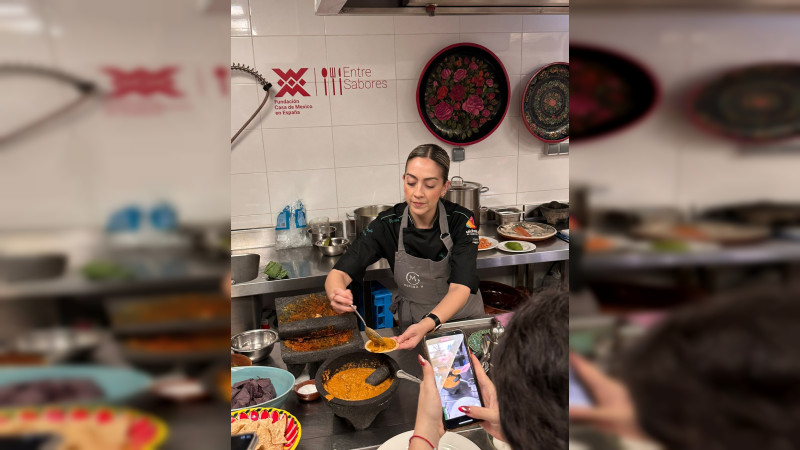 Mariana Valencia, la chef que promueve la cocina michoacana en España