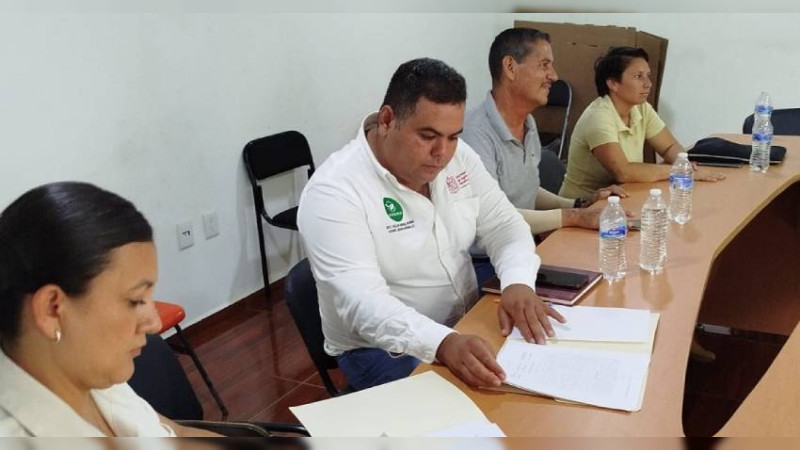 Integran la primera cooperativa de apicultores en Nuevo Urecho, Michoacán 