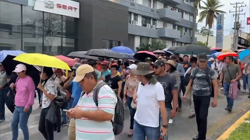 Maestros de la CNTE marchan en Tuxtla Gutiérrez, Chiapas 