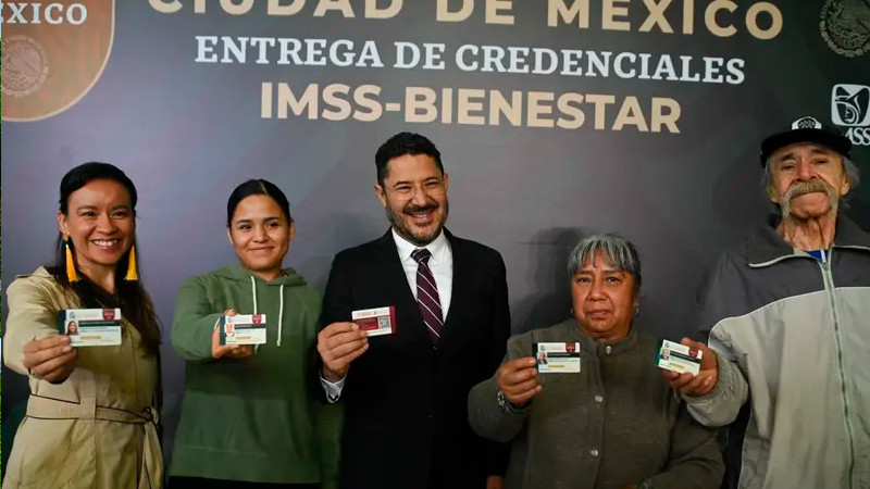 Inicia entrega masiva de tarjetas del IMSS-Bienestar en CDMX 