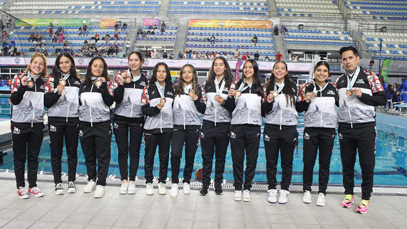 Equipo femenil de polo acuático de Michoacán gana bronce en Nacionales Conade 