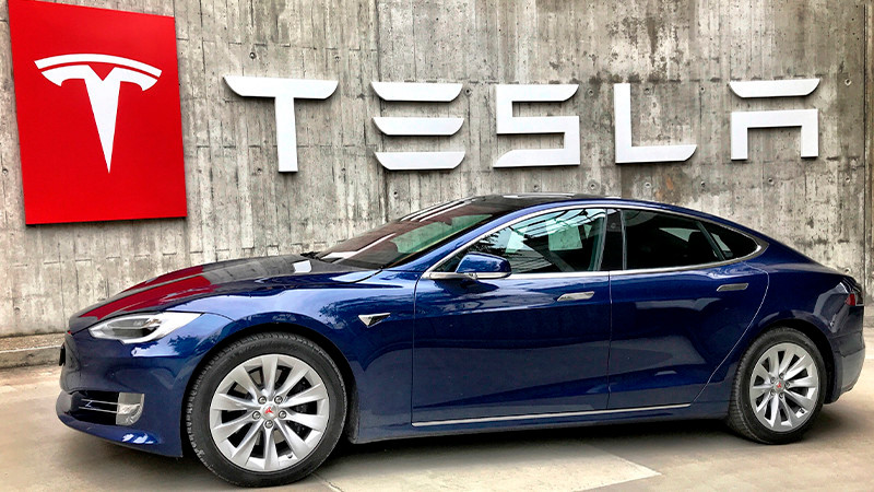 Ventas de Tesla caen por segundo trimestre consecutivo 