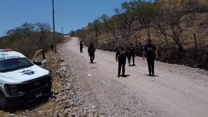 Emboscan a policías municipales en Cotija, Michoacán; hay dos muertos y tres heridos