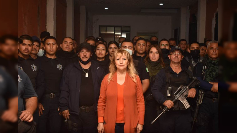 Avanza crimen en control de Cotija, Michoacán: En 15 meses mata a Alcadesa, desaparece a regidor y ultima a 5 policías; 4 agentes heridos en balaceras 