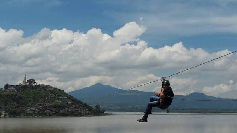 ¿Eres fanático de la adrenalina? Tienes que conocer la tirolesa de la isla de Janitzio 