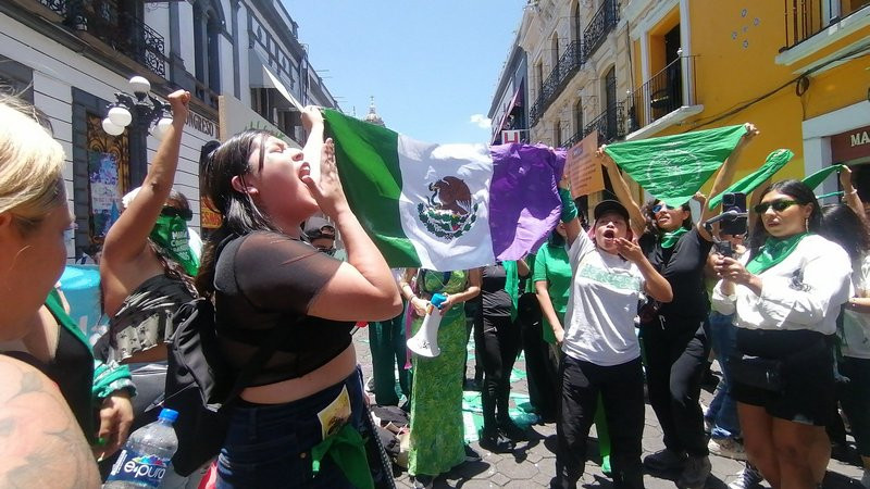 Puebla logra despenalización del aborto 