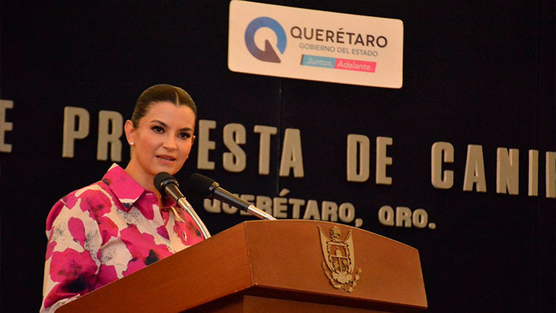 Toma protesta Rosalinda Hernández como presidenta de CANIRAC Querétaro