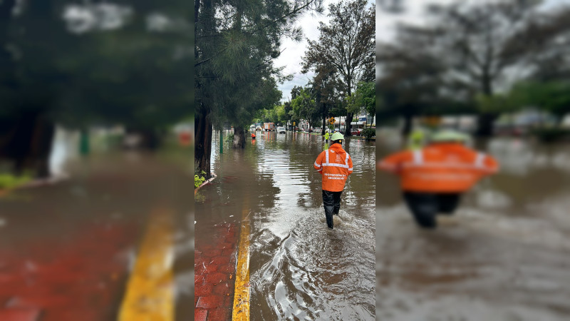 Atiende PC estatal inundaciones y encharcamientos en Morelia