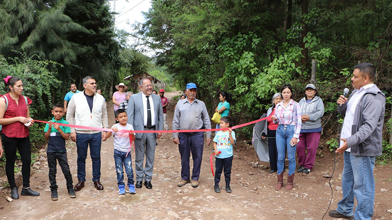 Alcalde de Hidalgo inaugura 3 obras en la localidad de Benito Juárez de la Tenencia de San Bartolo