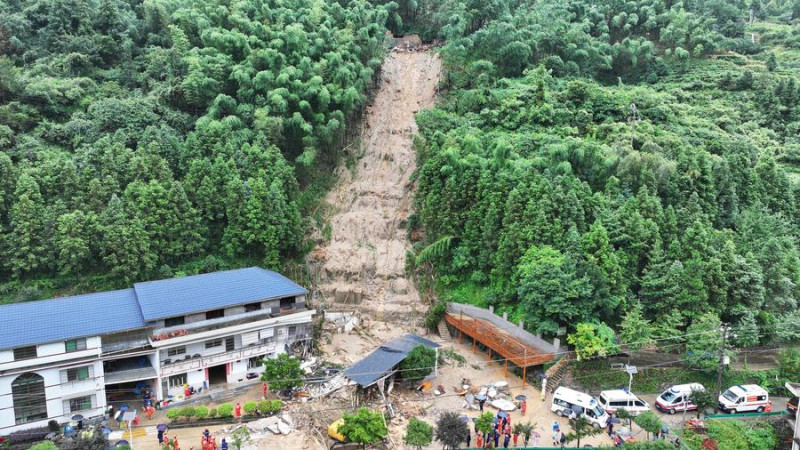 Tormenta 'Gaemi' provoca deslave en China; hay 15 muertos 