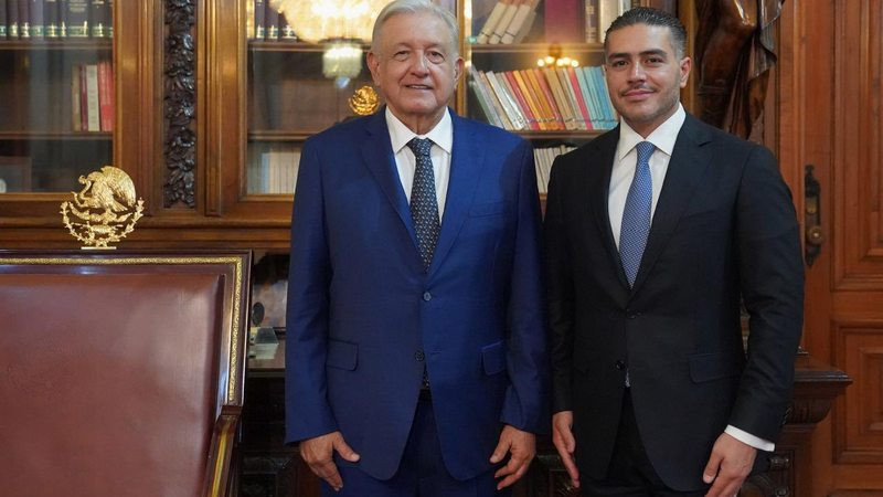 Omar García Harfuch se reúne con AMLO en Palacio Nacional 