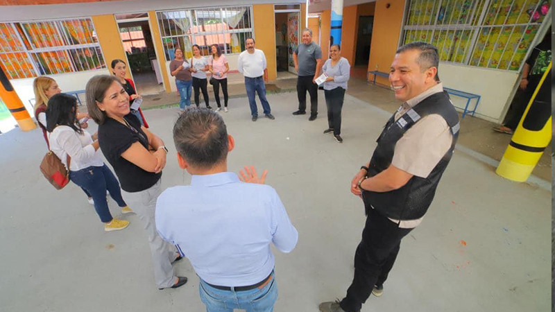 Con Fuera Tiliches Escolares le echamos una mano al regreso a clases: JC Barragán 