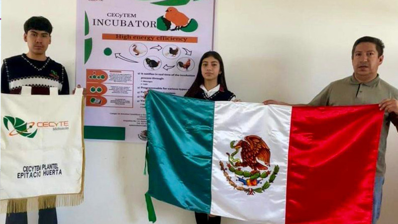 Jóvenes del Cecytem ponen en alto el nombre de Michoacán 