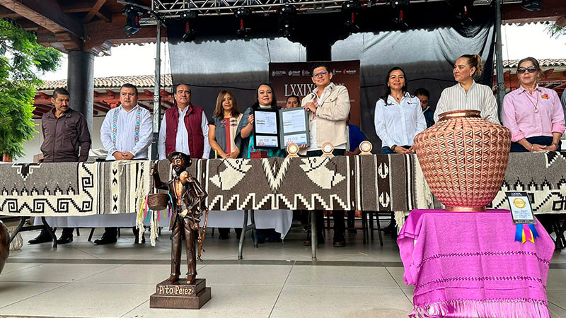 Clausuran la 58ª Feria Nacional del Cobre en el 50 aniversario de Fonart 