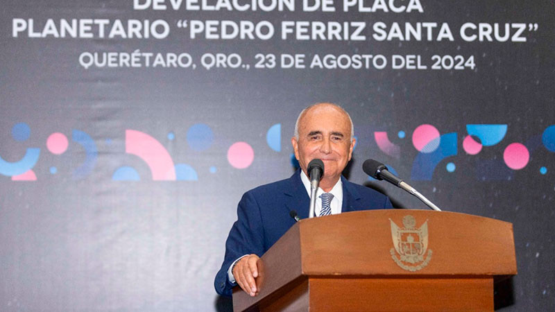 Develan Placa Conmemorativa del Planetario Pedro Ferriz Santa Cruz en Querétaro 