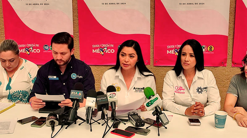 Defiende líder del PRD Michoacán decisión de Araceli Saucedo de irse a Morena 