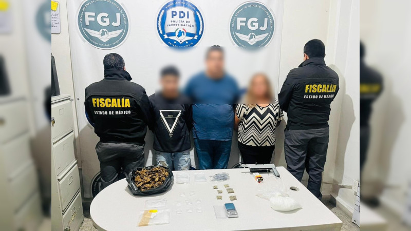 Caen mamá, papá y su hijo Brayan por operar tiendita de sustancias ilícitas: Los capturó la Fiscalía de Nezahualcóyotl, Edomex 