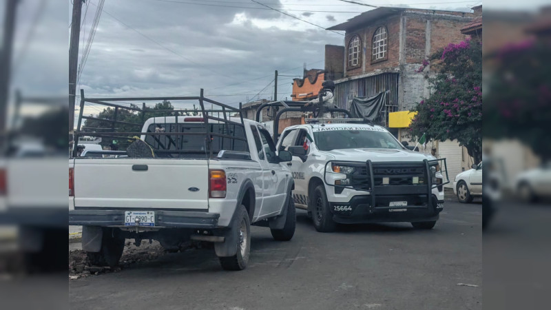 Ultiman a hombre frente a su esposa en Morelia, Michoacán  