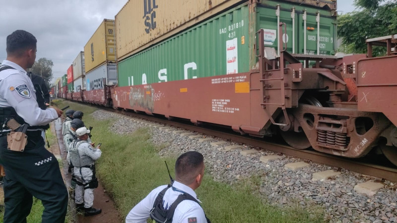 Asaltan el tren en Morelia, Michoacán: Roban decenas de miles de pesos en llantas 