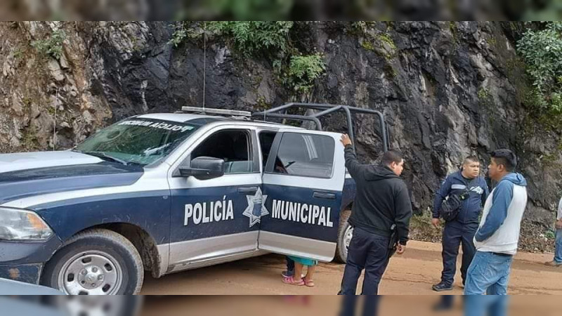  Localizan a dos hombres desaparecidos tras deslave en Pinal de Amoles, Querétaro