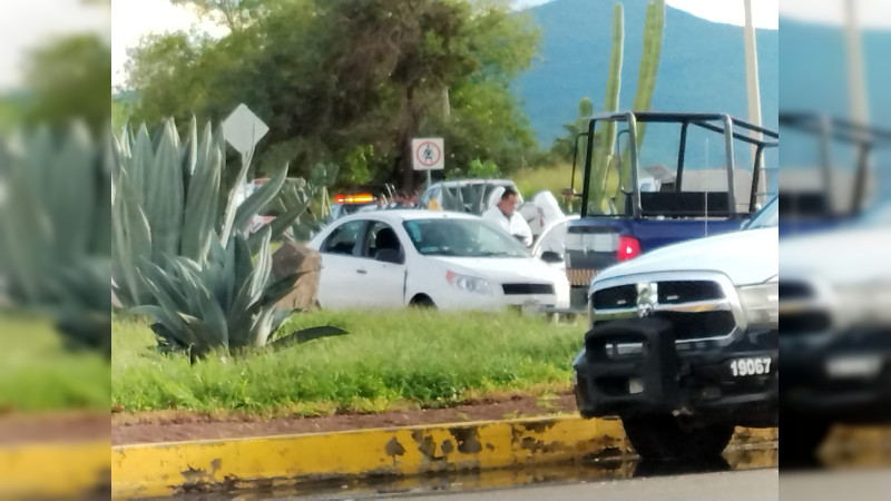 Emboscan a policías en Salvatierra, Guanajuato; hay dos muertos y un herido