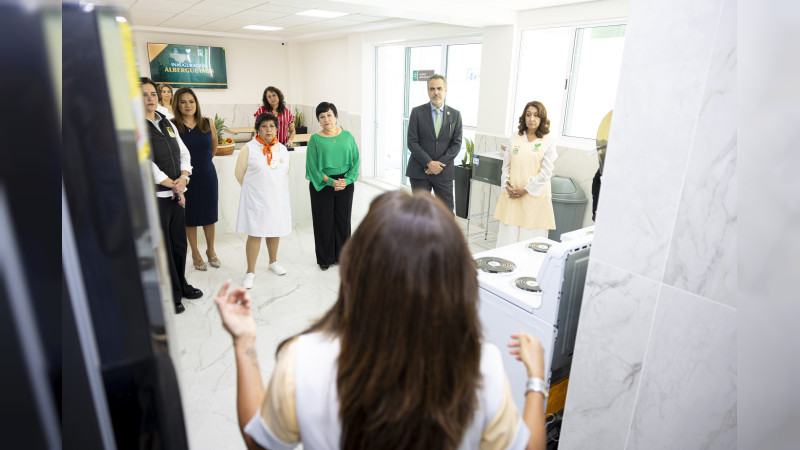 Se inaugura remodelación de albergue para familiares de pacientes en el IMSS, en Querétaro