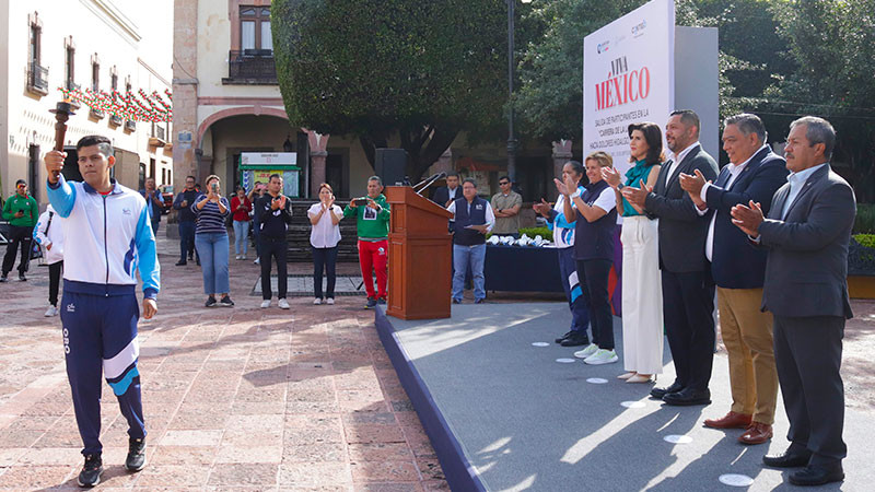 Autoridades dan banderazo de salida a la Carrera de la Libertad 2024 