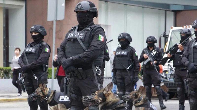 Supera CECAFIS meta anual de formar 100 nuevos policías en Querétaro 