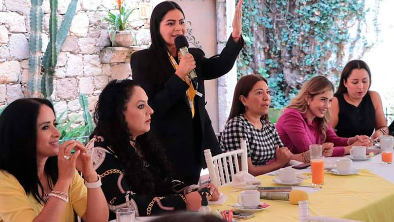 Mujeres perredistas, pilar de la nueva etapa del PRD en Michoacán: Araceli Saucedo 