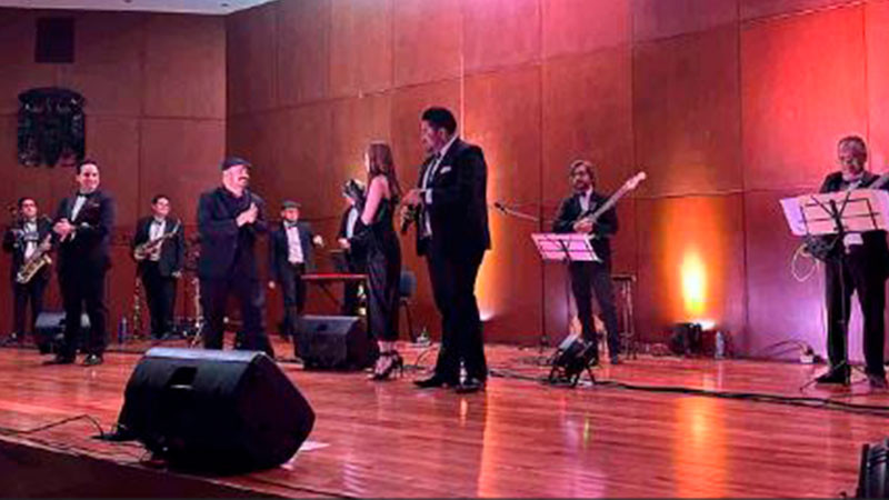 Realizan en la UAG concierto en honor a Frank Sinatra  