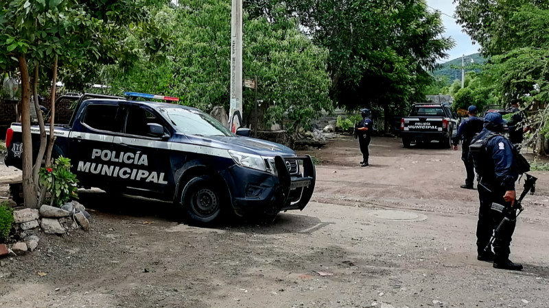 Enfrentamiento entre policías y pistoleros en Apatzingán en medio de ola de violencia en Michoacán 