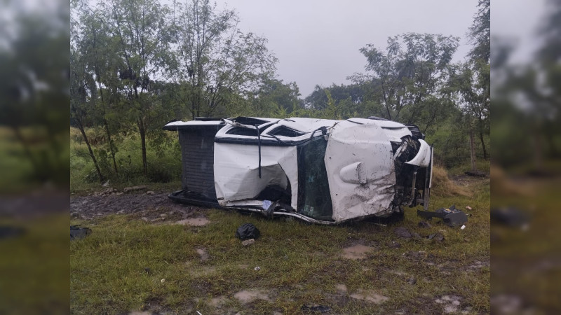 Accidente automovilístico en Apatzingán, Michoacán, deja tres heridos