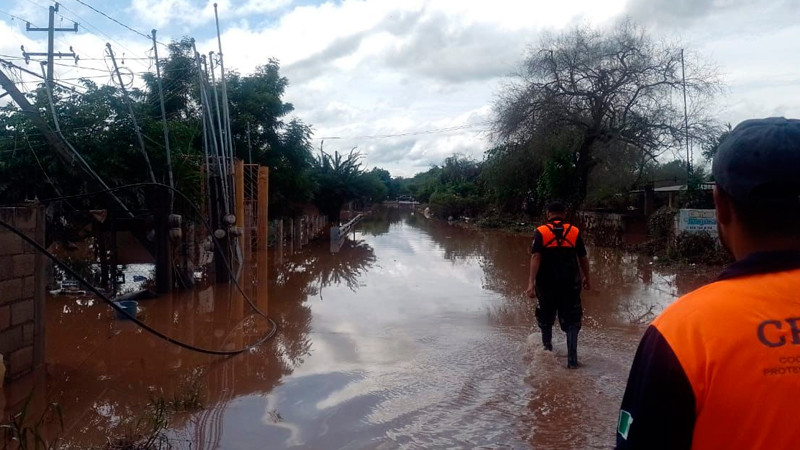 Pedirá Gobierno de Michoacán declaratoria de desastre natural por daños tras paso de John 