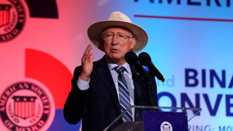 Manifiesta Ken Salazar “gran compromiso” en relación con México 