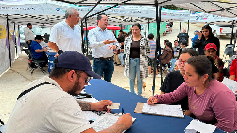 Realizan jornada de salud en comunidad de Pinal de Amoles  