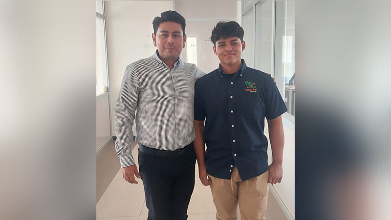 Alumno del Cecytem compite en olimpiada regional de matemáticas 