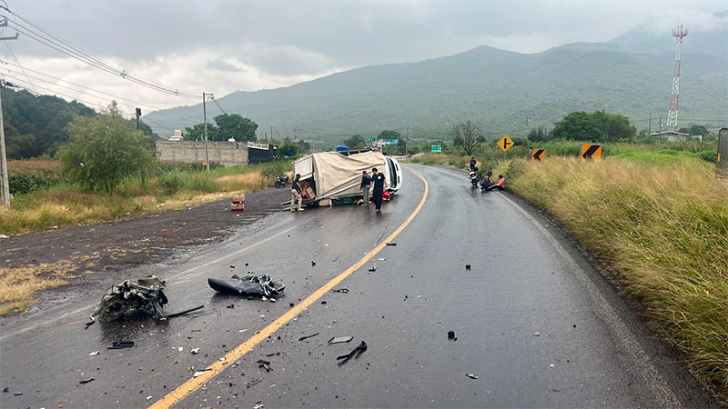 Deja accidente en Tangancícuaro, Michoacán, un muerto y tres heridos 