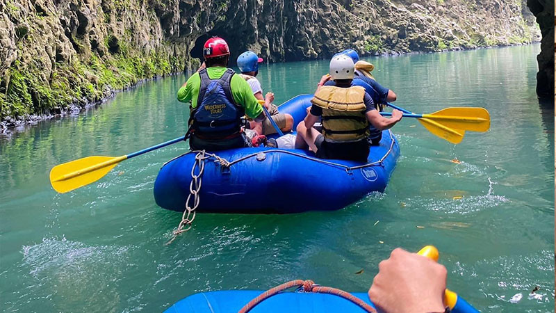 Se vuelca lancha con siete turistas en río Filobobos, Veracruz; uno muere ahogado  