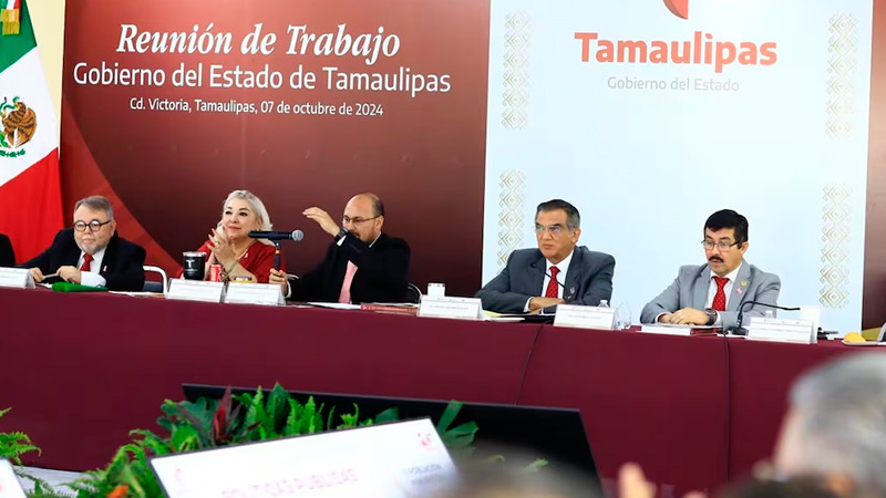 Américo Villarreal se reúne con alcaldes de los 43 municipios de Tamaulipas 