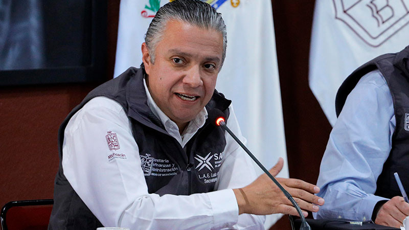 Regularización de autos "chocolate" ofrece certidumbre y seguridad: Navarro García 