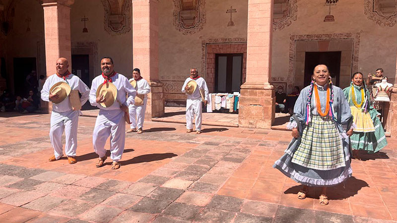 Invita SECULT al Bazar Artesanal Ar Tai dedicado al pueblo queretano de Pinal de Amoles 