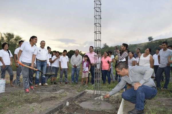 Arranca obra de Tele bachillerato en Cancita, perteneciente al municipio de Parácuaro - Foto 1 